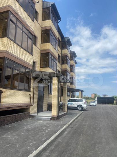 1-к. квартира, 43,7 м², 1/4 эт.