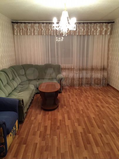 4-к. квартира, 74 м², 3/5 эт.