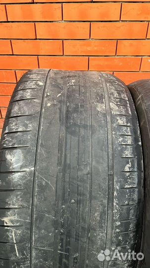 Pirelli P Zero 325/35 R23