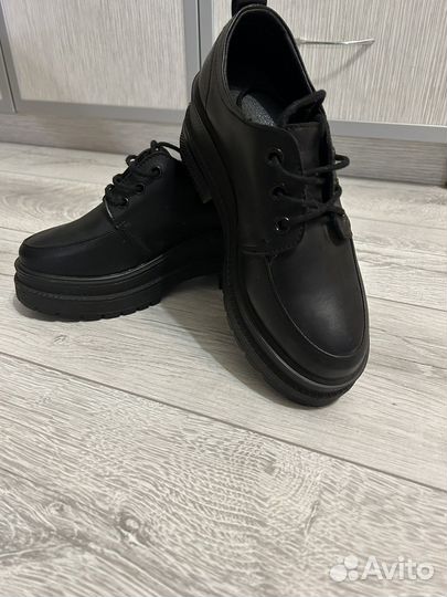 Туфли женские 37 размер натуральная кожа новые