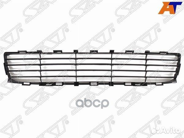 Решетка в бампер Toyota Auris 06-10 (Спереди)