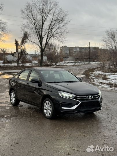 LADA Vesta 1.8 CVT, 2024, 900 км