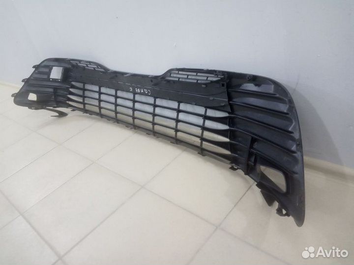 Решетка радиатора Toyota Camry V70, XV70