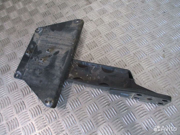 Кронштейн блока мочевины MAN 81155115008