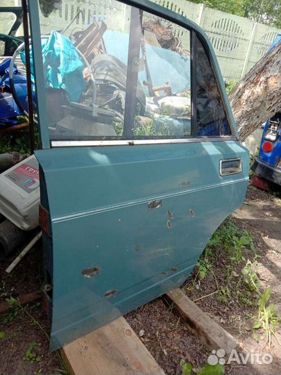 Дверь задняя левая на ваз 2107, 2105