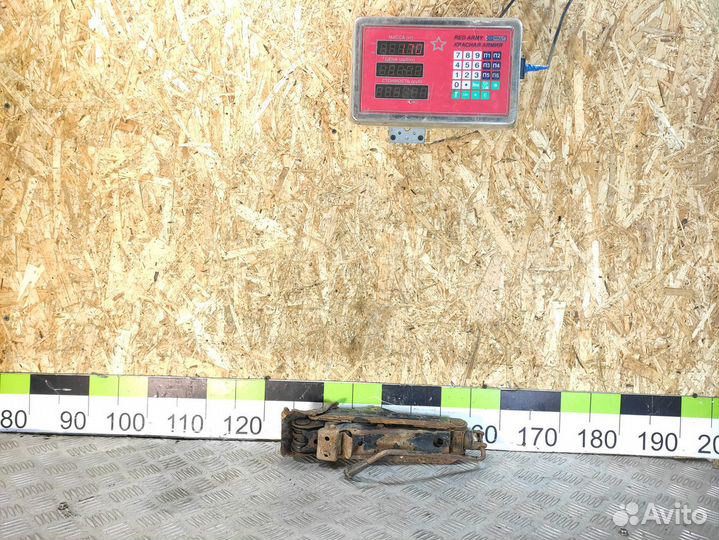 Домкрат Vaz 2114