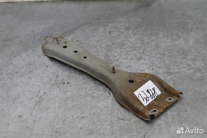 Планка телевизора Nissan Sentra B17