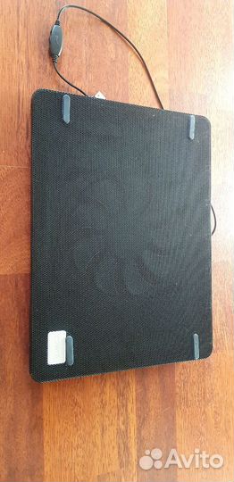 Подставка-вентилятор для ноутбука