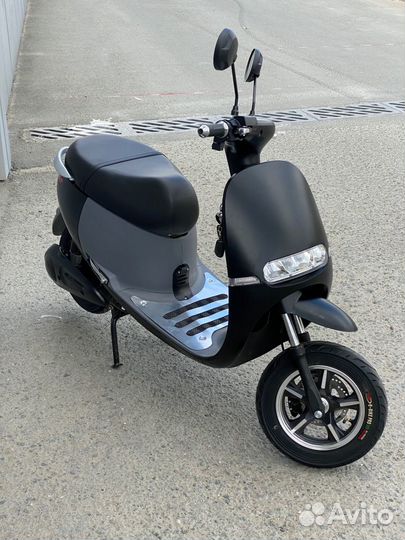 Электроскутер GoGo