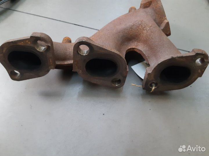 Коллектор выпускной Nissan Elgrand NE51 VQ35DE