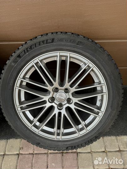 Колеса в сборе на VAG 285/45/21 Michelin X-ACE