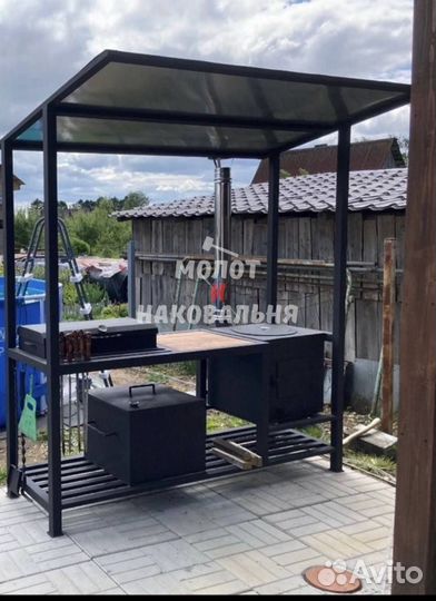 Беседка с мангалом