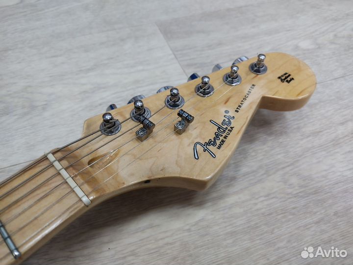Гитара Fender