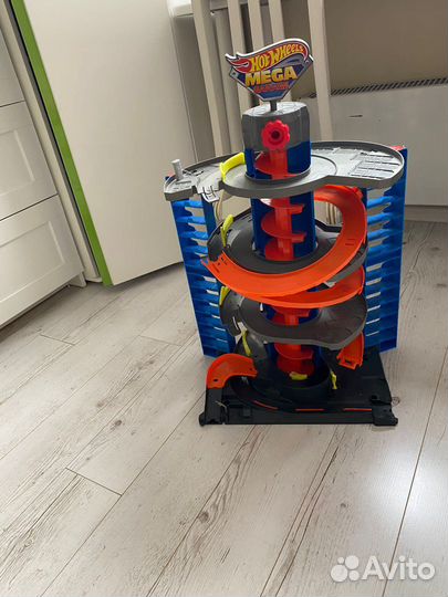 Игрушка для мальчика хот Вилс