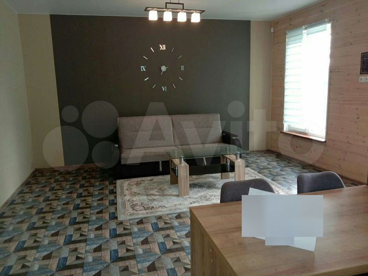 Коттедж 98 м² на участке 8 сот.