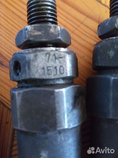 Форсунка топливная Mazda Bongo R2