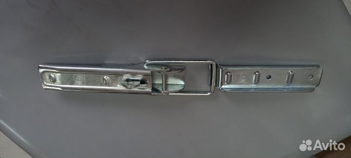 Бортовая защелка для прицепов