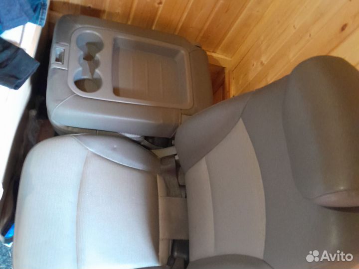 Сиденья для grand starex