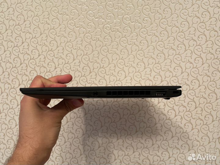 Thinkpad X1 Carbon Gen6 i5-7300u.8gb.256ssd FHDips