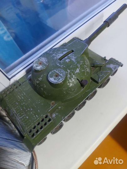 Игрушка танк СССР