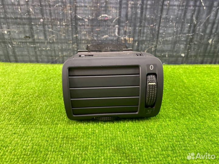 Воздуховод передний левый Volkswagen Passat B5 AZM