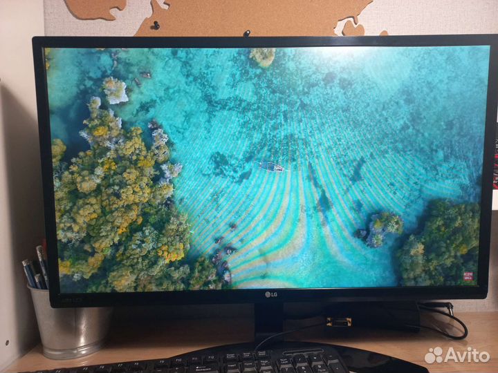 Монитор LG 24