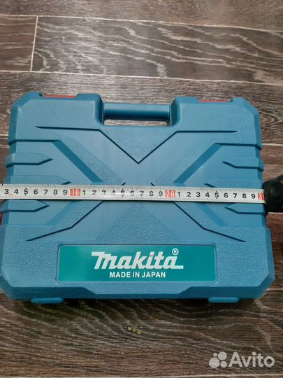 Шуруповерт Мakita 12V