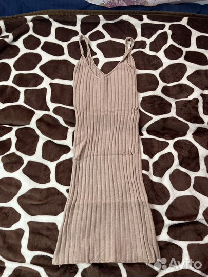 Платье лапша с разрезом