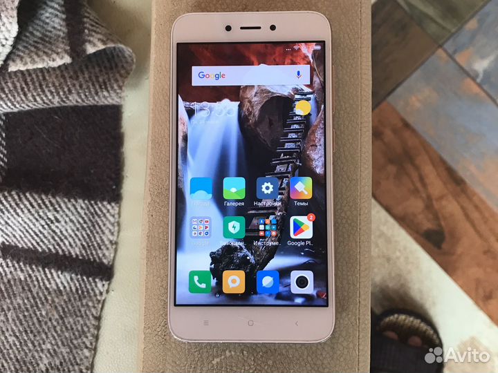 Телефон Xiaomi redmi 5а
