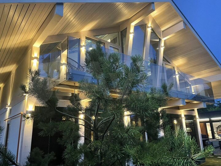 Дом 261 м² на участке 6 сот.