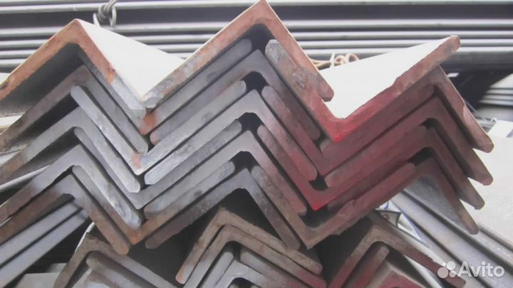 Уголок металлический. Стальной. Неравнополочный