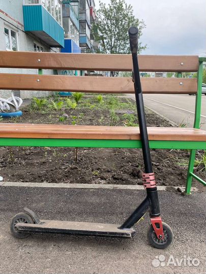 Самокат трюковой