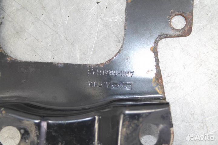 Крепление акб (корпус/подставка) Ford Focus 3 201