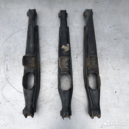 Рычаг задний поперечный Mitsubishi Lancer X