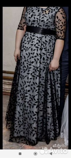 Вечернее платье