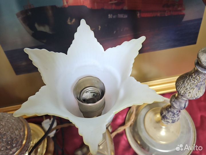 Лампа настольная