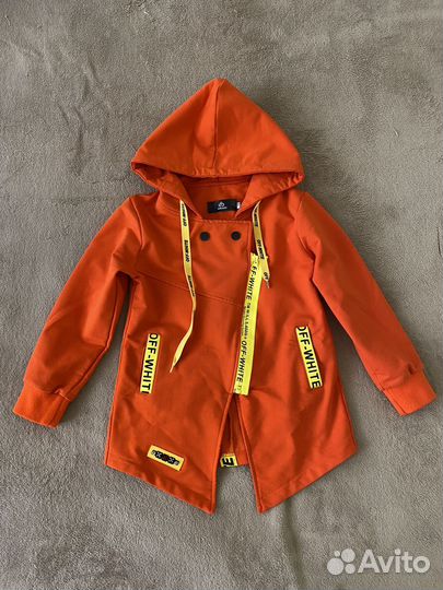 Кофта-ветровка