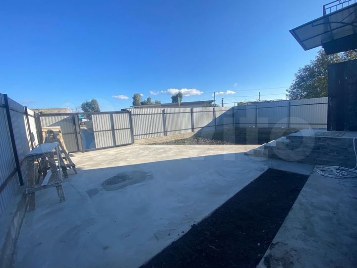 Коттедж 178 м² на участке 3,2 сот.