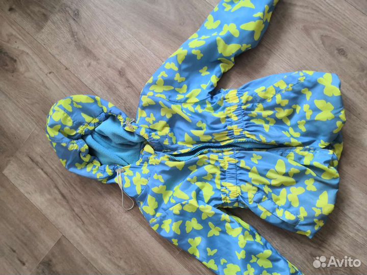 Ветровка для девочки