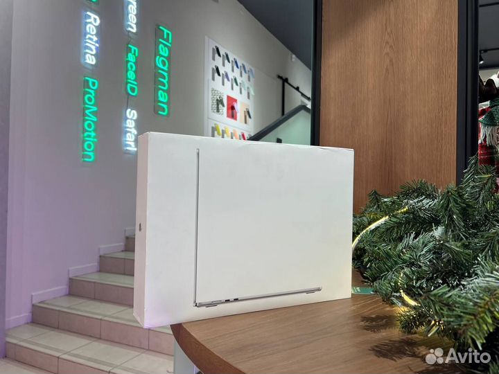 MacBook Air 15 M3 2024 8/256GB