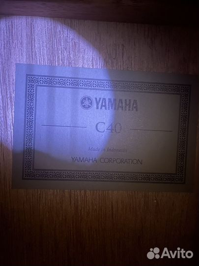 Классическая гитара yamaha c40