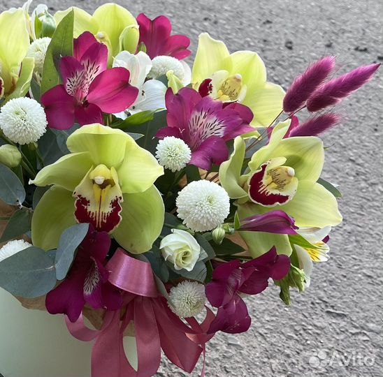 Букет из орхидей