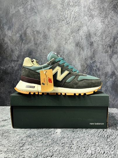 Кроссовки New Balance 1300