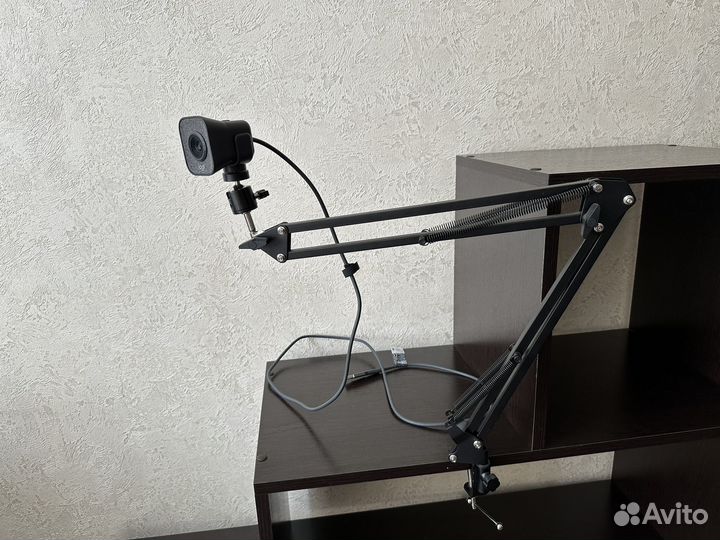 Веб-камера logitech streamcam