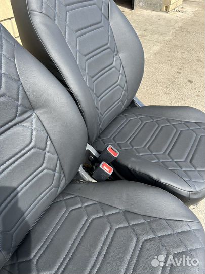 Сиденья на ниву от иномарки