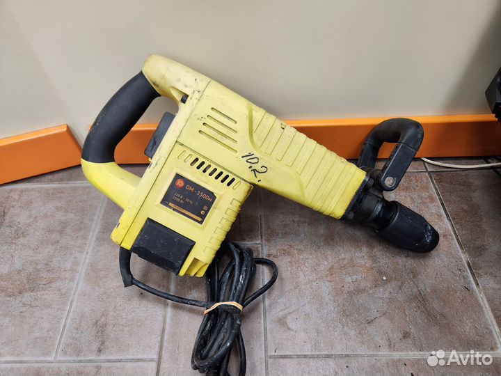 Отбойный молоток Калибр ом-1500