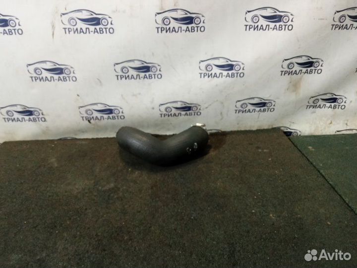 Патрубок воздушный Q7