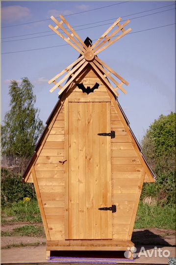 Уличный туалет деревянный TVP570