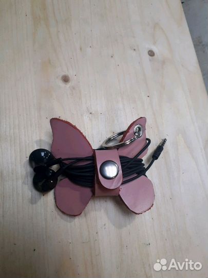 Держатель для наушников