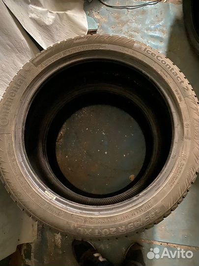 Continental IceContact 2 255/45 R20